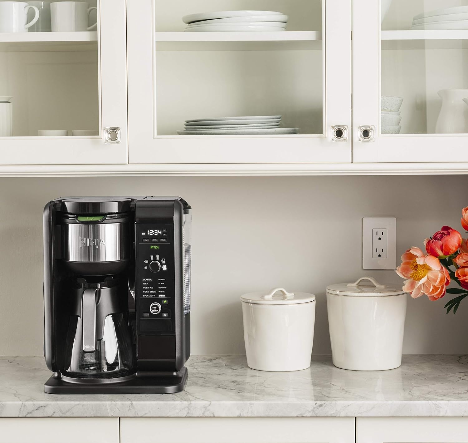 image:imageNinja Hot and Cold Brewed System AutoiQ Tea and Coffee Maker with 6 Brew Sizes 50 fluid ounces 5 Brew Styles Frother Coffee amp Tea Baskets with Glass Carafe CP301BlackGlass Carafe